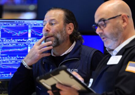Treasury yields edge higher amid pressure on global government bonds