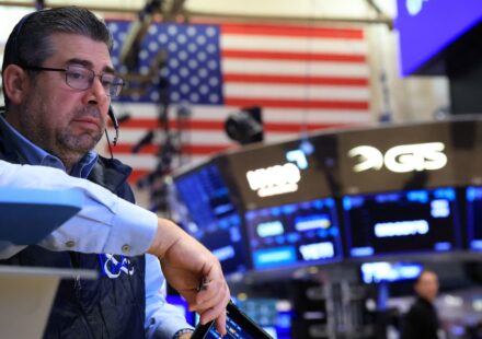 Treasury yields move lower as inflation concerns persist