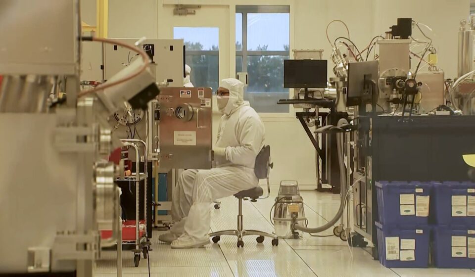 U.S. chipmakers face deep labor shortage, Samsung, Micron sound alarm