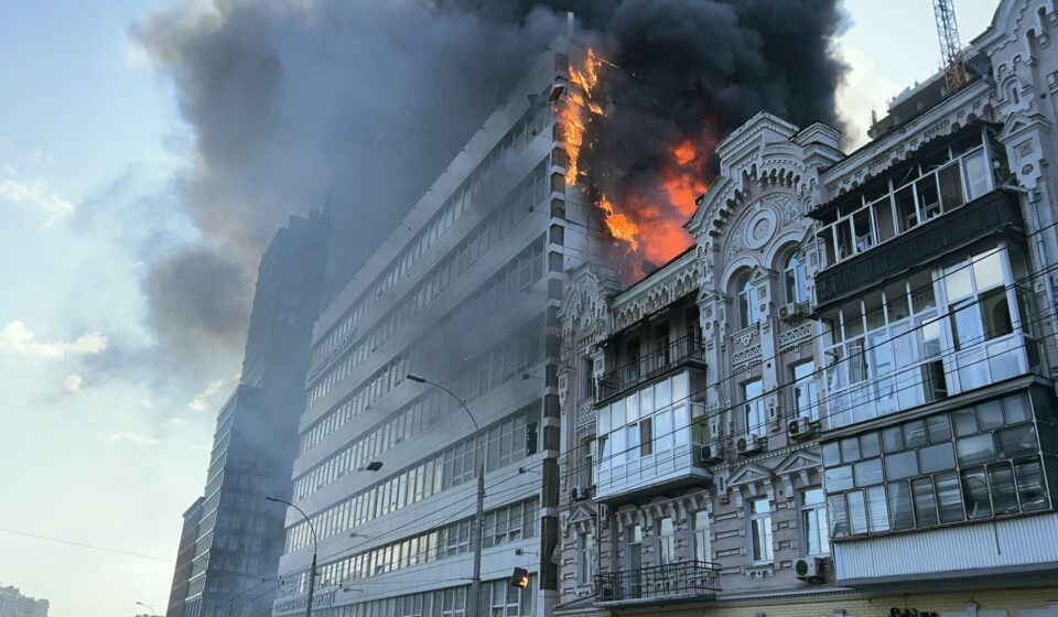 Ukraine war: Russia targets Kyiv as NATO condemns nuclear rhetoric