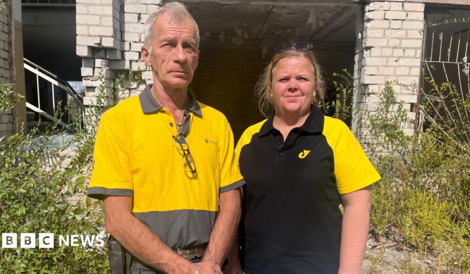 Ukraine's postal workers deliver lifeline under Russian fire