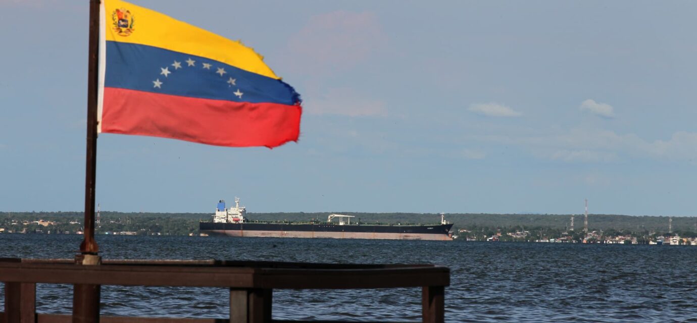 Venezuela grants North American Blue Energy Partners 100-year concessions for 17 oil fields