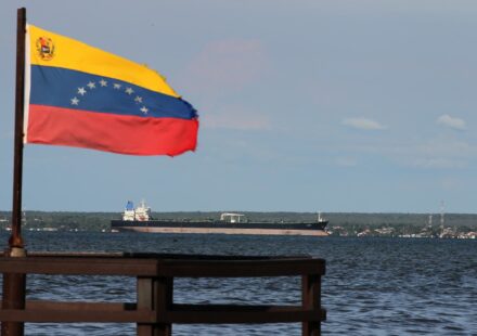 Venezuela grants North American Blue Energy Partners 100-year concessions for 17 oil fields