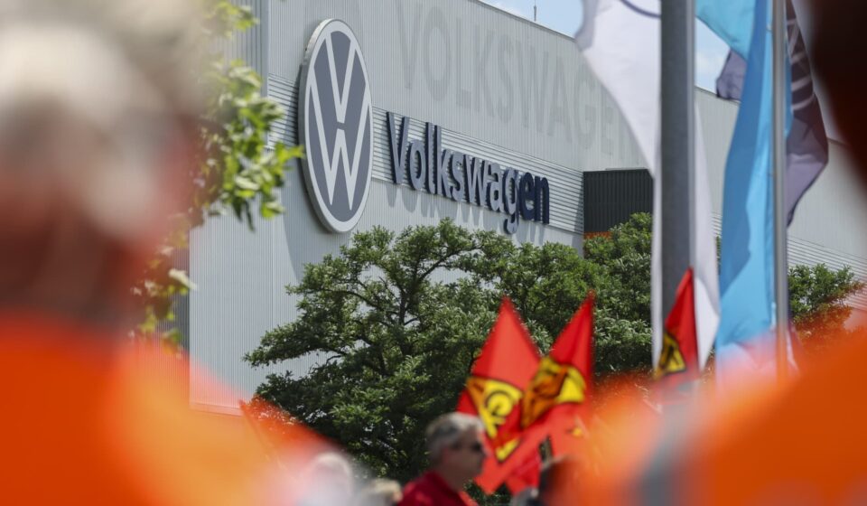 Volkswagen stock rises on 50,000 job cuts plan amid tariffs, China pressure