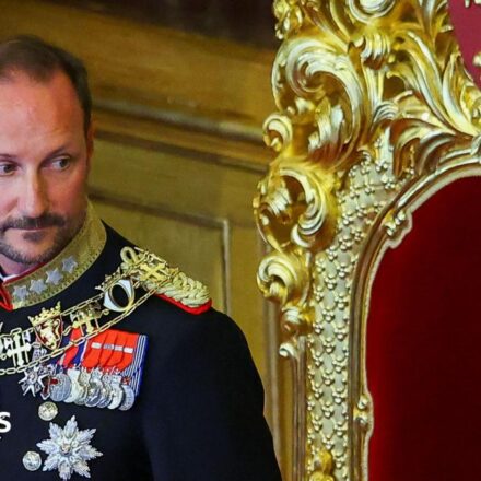 Watch: Norway's new king Haakon VIII takes oath as mourners pay respects to Harald V