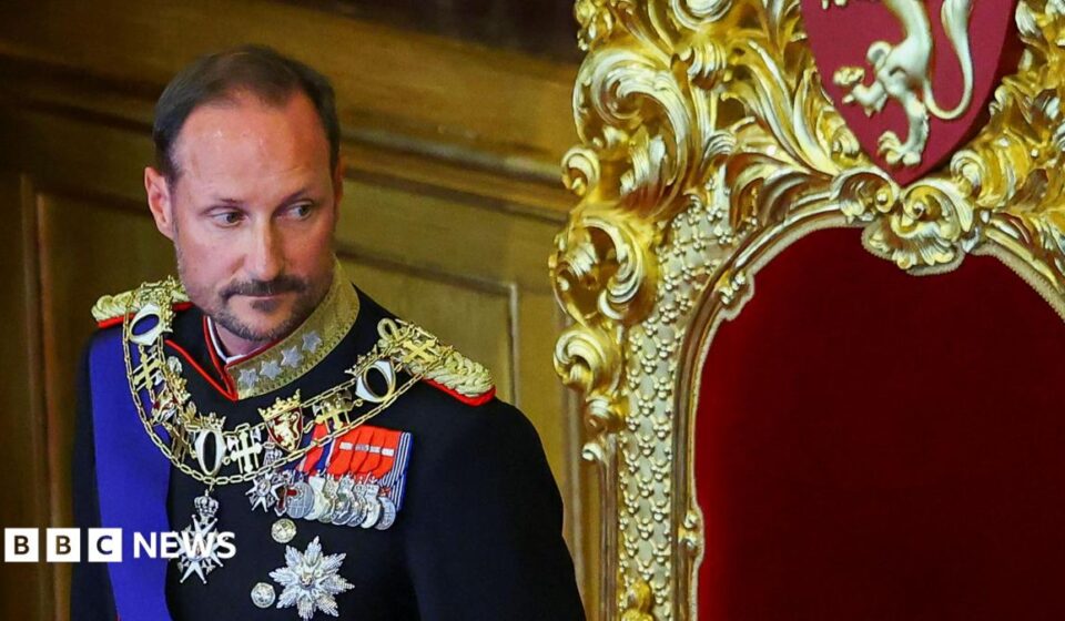 Watch: Norway's new king Haakon VIII takes oath as mourners pay respects to Harald V