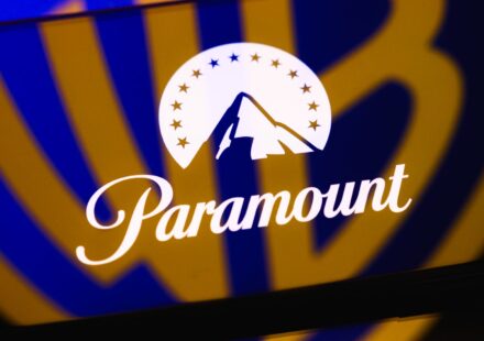 What did Paramount promise Hollywood to secure WBD?