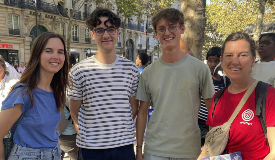 ‘I hope France wakes up’: Young Catholics flood the streets for Pope Leo's Paris visit