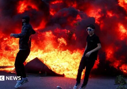 Albania protests: Student protesters attack government ministries in Tirana