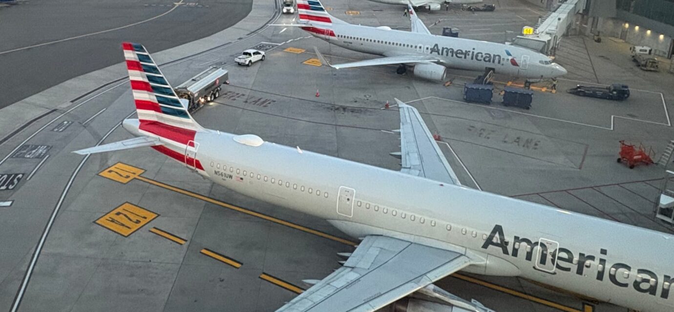 American starts letting customers mix cash and miles for tickets