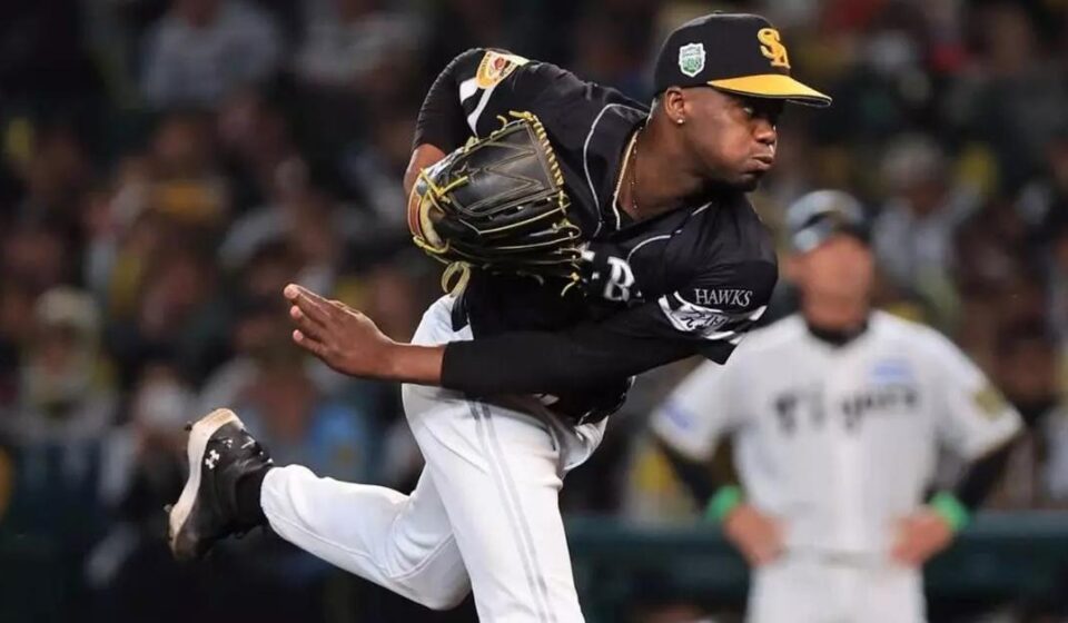 Béisbol: El cubano Liván Moinelo, pelotero extranjero con más campeonatos en Japón