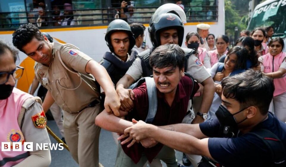 CJP at Jantar Mantar: 'Cockroach' group says leaders detained at Delhi protest