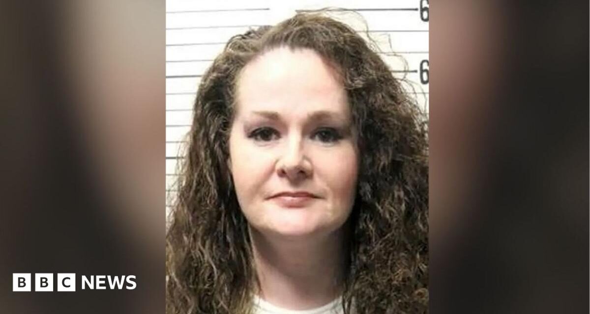Christa Pike unconscious and on ventilator after botched execution, lawyer says