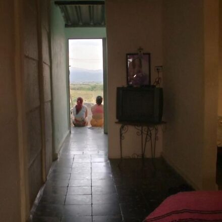 Cine: Premian un documental sobre mujeres cubanas con maridos presos