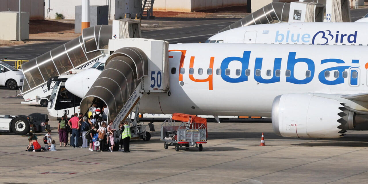 Co-pilot on Flydubai flight was banned from flying by Oman for holding extremist views