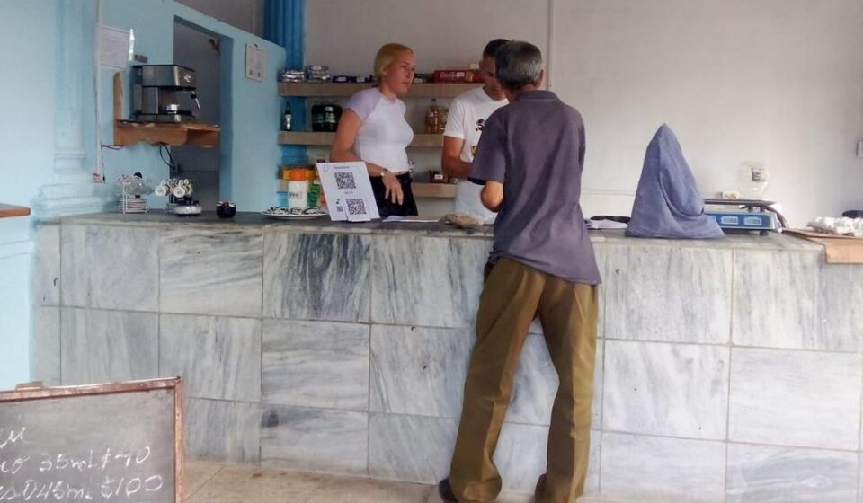 Comercio: Mucho anuncio y poca mercancía en el Mercado de Barrio de Matanzas