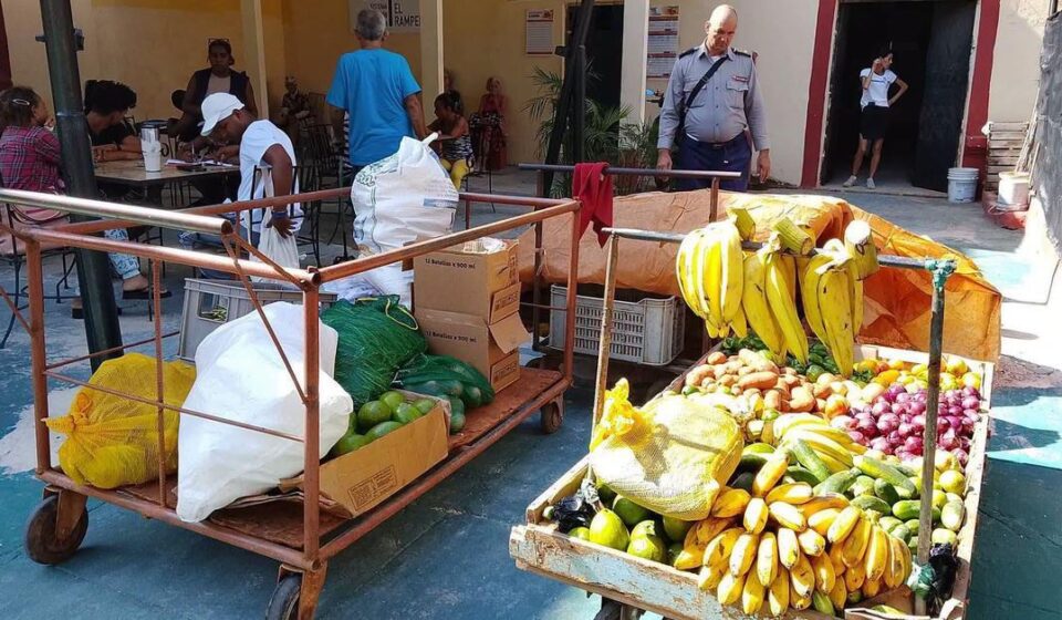 Cuba: En otra redada en el mercado de 17 y K