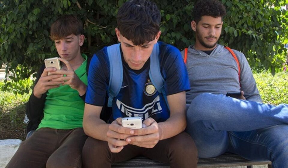 Cuba: Los teléfonos móviles no mantendrán automáticamente la hora de verano