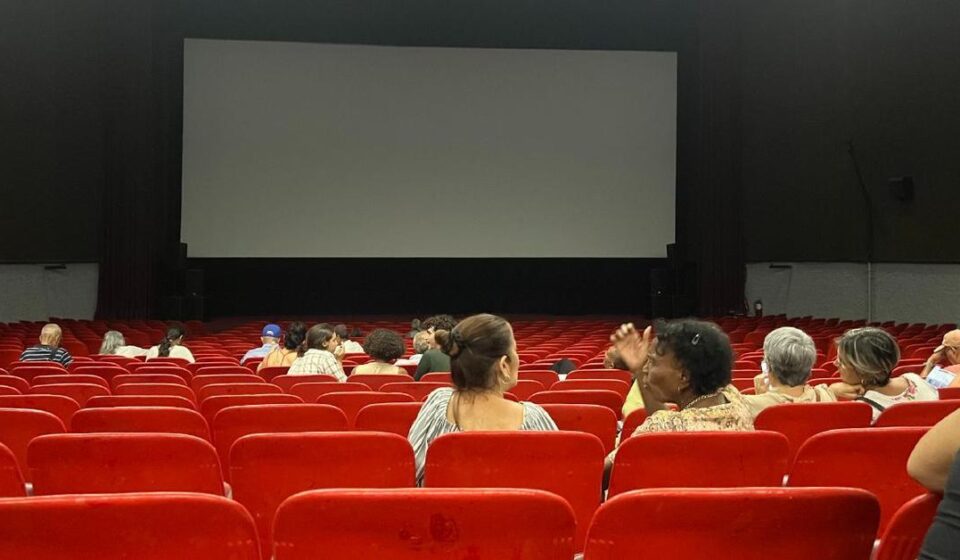 Cultura: El festival de cine francés sufre retrasos, proyectores rotos y apagones