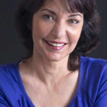 Daína Chaviano lee poemas y cuentos inéditos en Miami