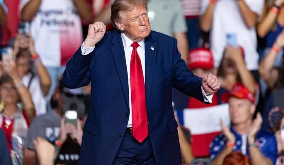 EE UU: Trump cree que mantiene el apoyo hispano para las elecciones