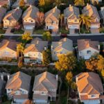 Even more borrowers choose riskier mortgages, as higher interest rates crush affordability