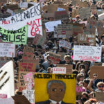 France erupts overs schools: Why the violence surrounding surprise movement? - The Debate
