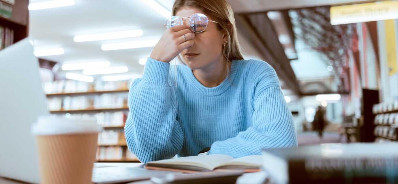 Gen Z sports betting: Financial and mental health risks
