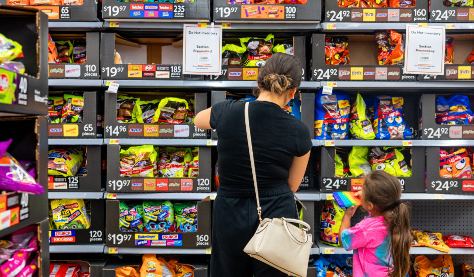 Halloween candy prices rise 7.7% as consumers spend $13.5 billion