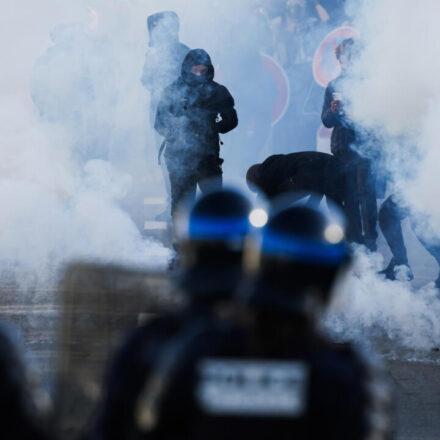 Hundreds of schools to shut Monday as France braces for more student protests