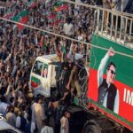 Imran Khan: Supporters of jailed ex-PM march to Pakistan capital