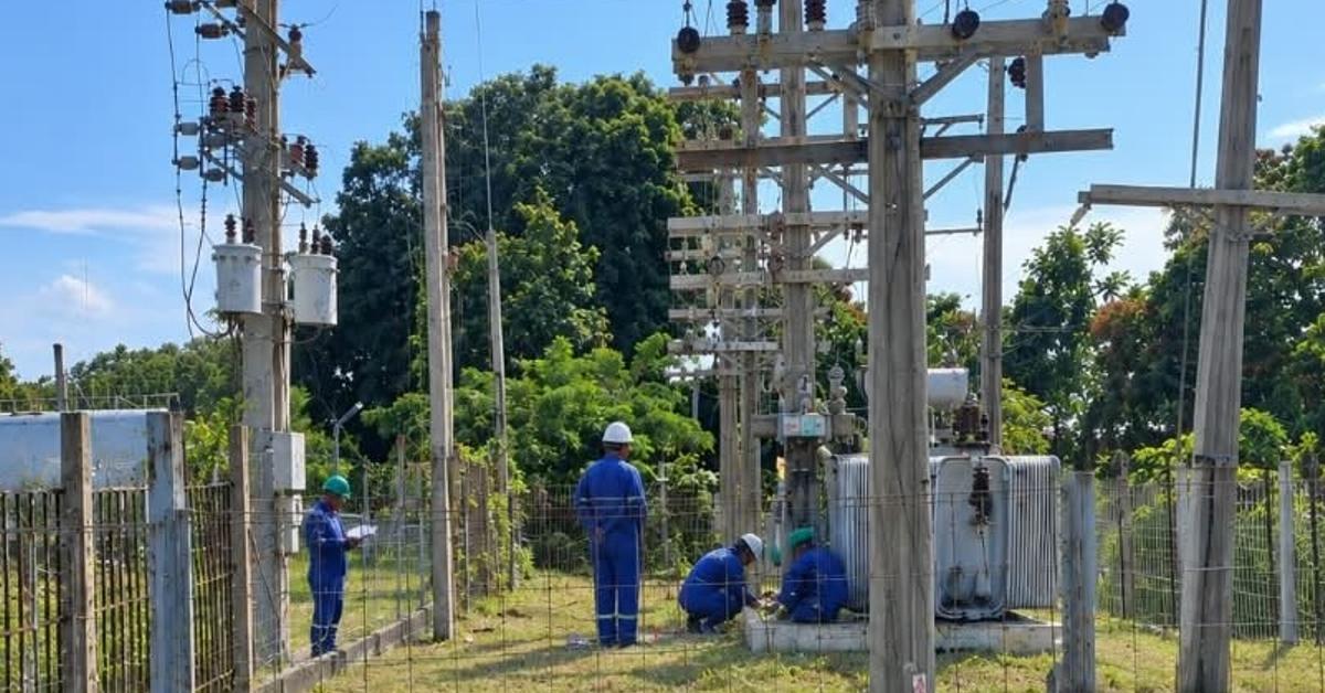 La Habana: 20 años de cárcel por robar 140 litros de aceite dieléctrico