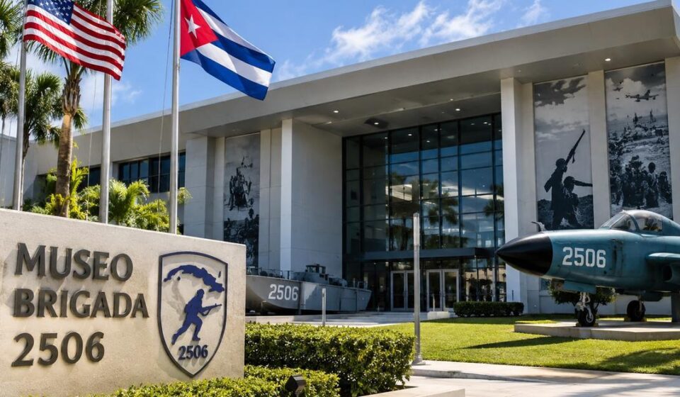 Más de 130 expresos políticos presentan en Miami una declaración sobre el futuro de Cuba