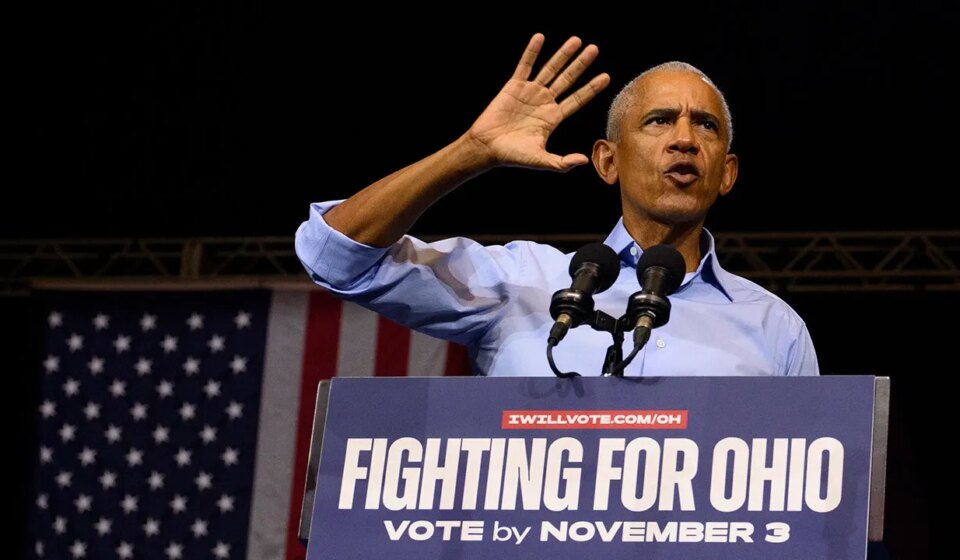 Obama mocks Trump's White House renovations as a Cheesecake Factory at Ohio rally