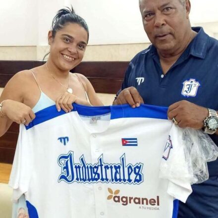 Patrocinio: Industriales, primer equipo en recibir un patrocinio privado