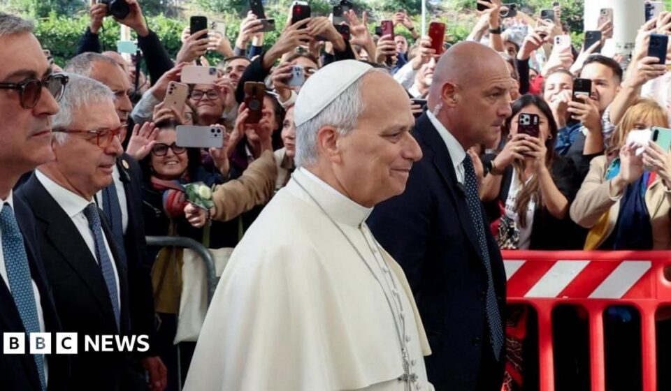 Pope admitted to hospital for surgery to remove lump on his lung