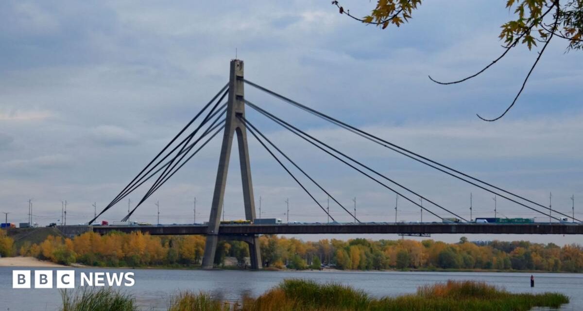 Russia strikes second major bridge in Kyiv, mayor says