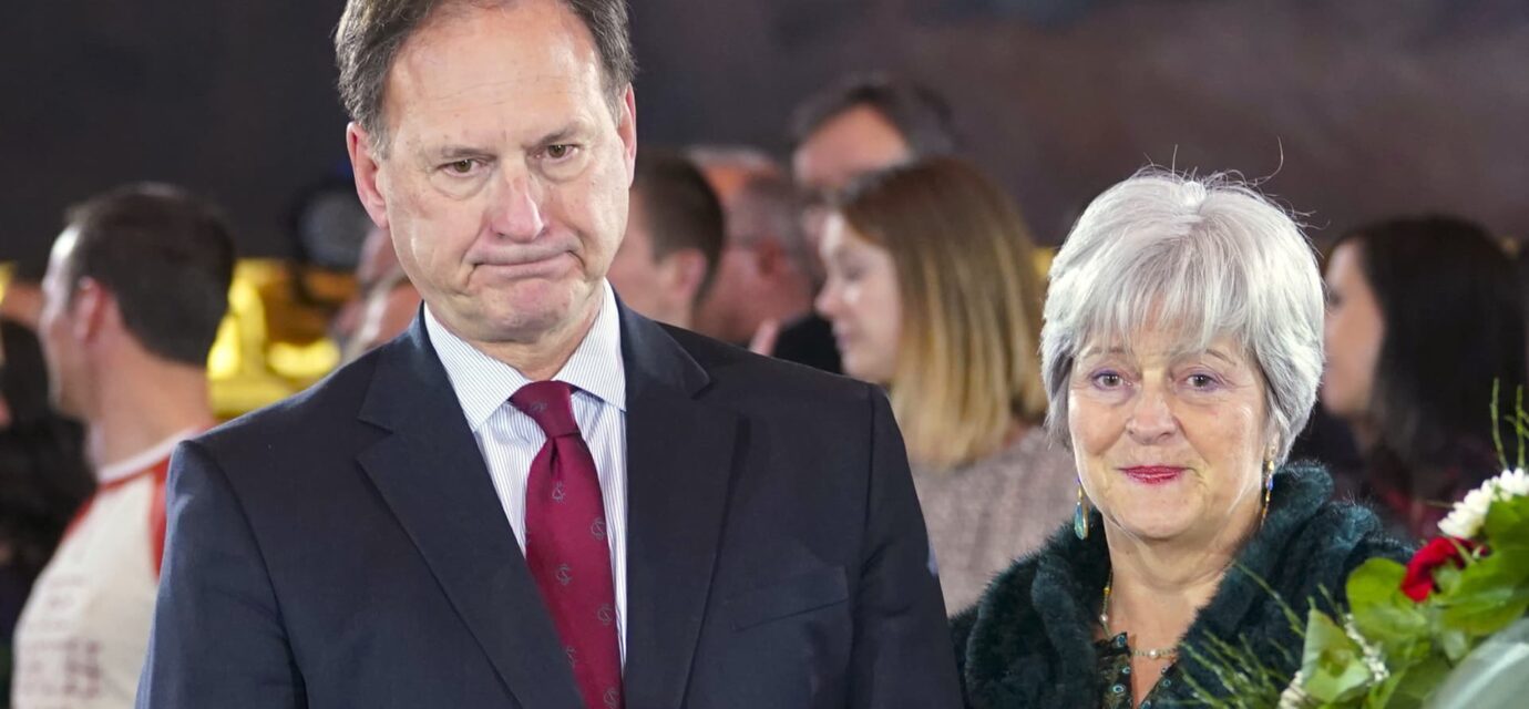 Supreme Court Justice Alito 'thought about' retiring