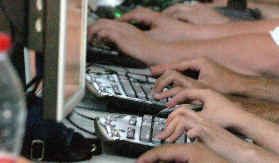 Tecnología: PHP urge a usar parches para corregir vulnerabilidades