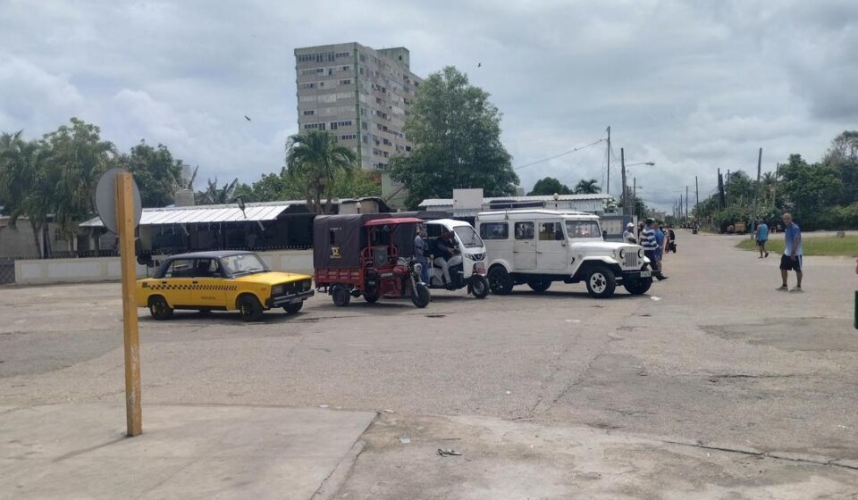 Transporte: En las paradas de Matanzas ya no faltan los triciclos