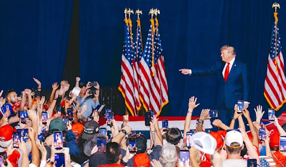Trump claims paid protesters crashed San Antonio rally for Paxton