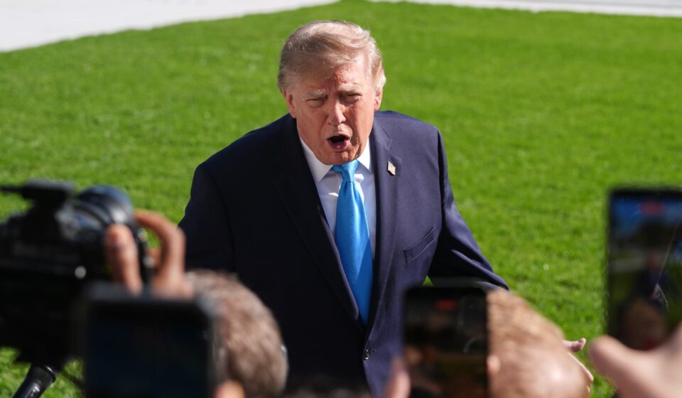 Trump offers U.S. help to Russia after plague death; WHO assesses the situation as low risk