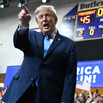 Trump reiterates pledge to send $5,000 checks as elections loom