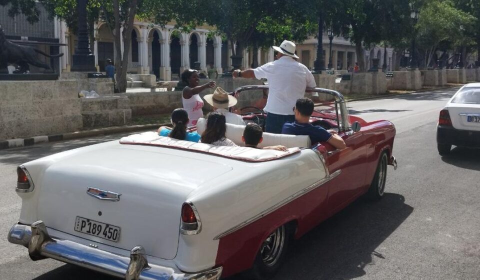 Turismo: Dominicana registra récords mientras Cuba se hunde con un 30% menos