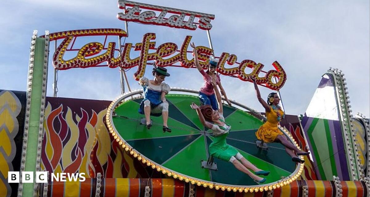 Women given free shorts at Oktoberfest to prevent upskirting