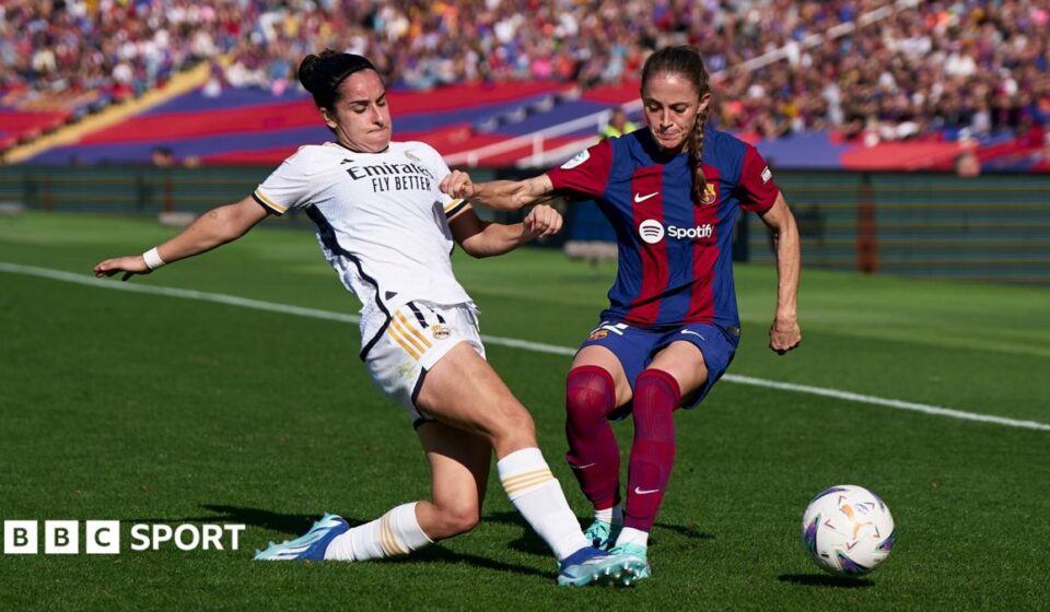 Women's football: Billion-dollar boom is leaving players behind - Fifpro raises concerns