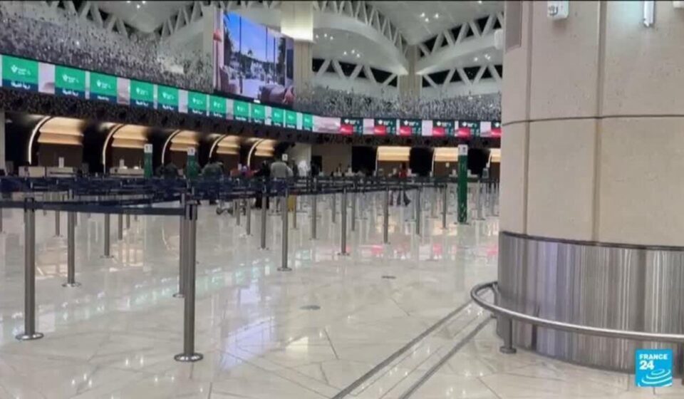 Yemen's Houthis claim attack on Riyadh airport
