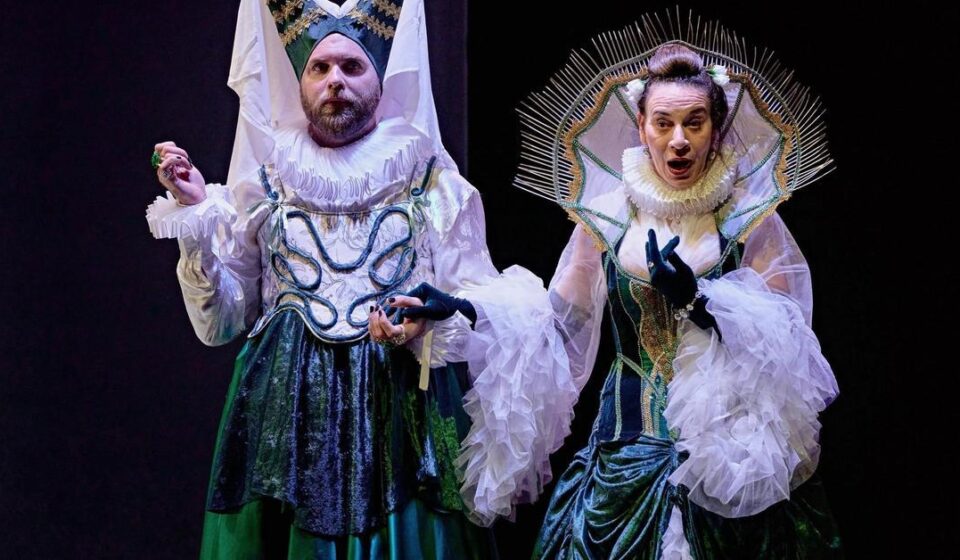 ‘El perro del hortelano’ llega a Miami en versión de Norge Espinosa y Carlos Díaz